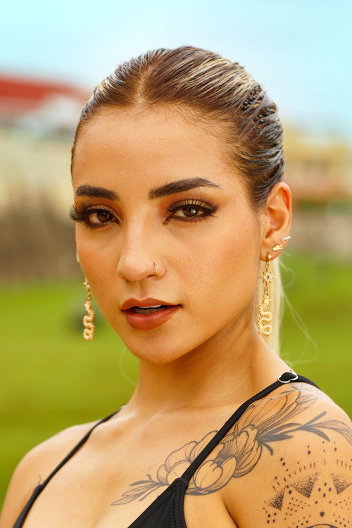 Leslie Gallardo profile