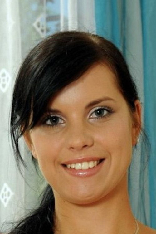 Photo of Veronica N, Acting