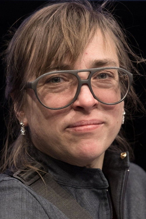 Maike Mia Höhne profile