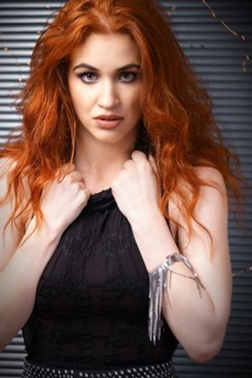 Photo of Alix Maria Taulbee, Acting