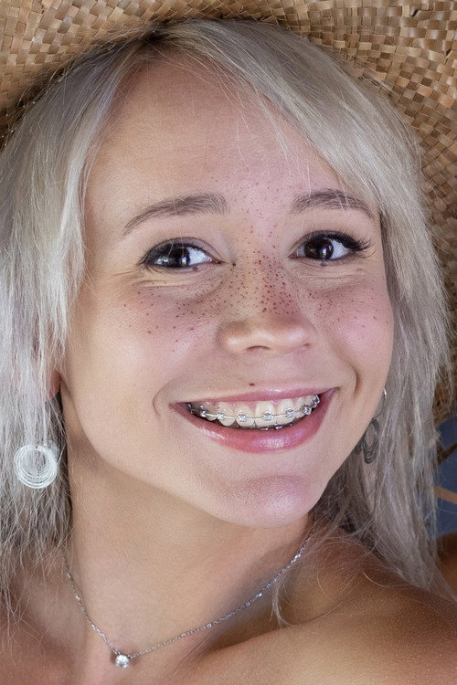 Photo of Alice Bong, Acting