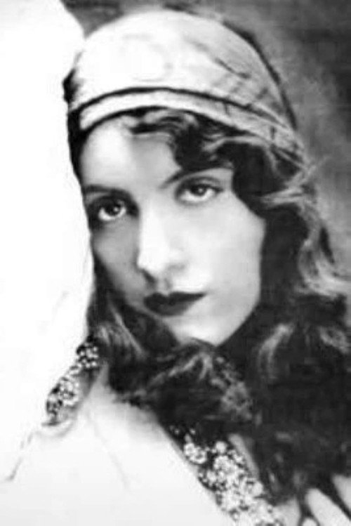 Photo of Eva Schnoor, Acting