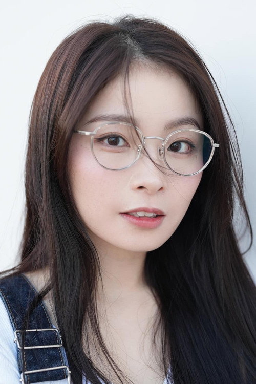 Photo of Isabella Chan, Acting
