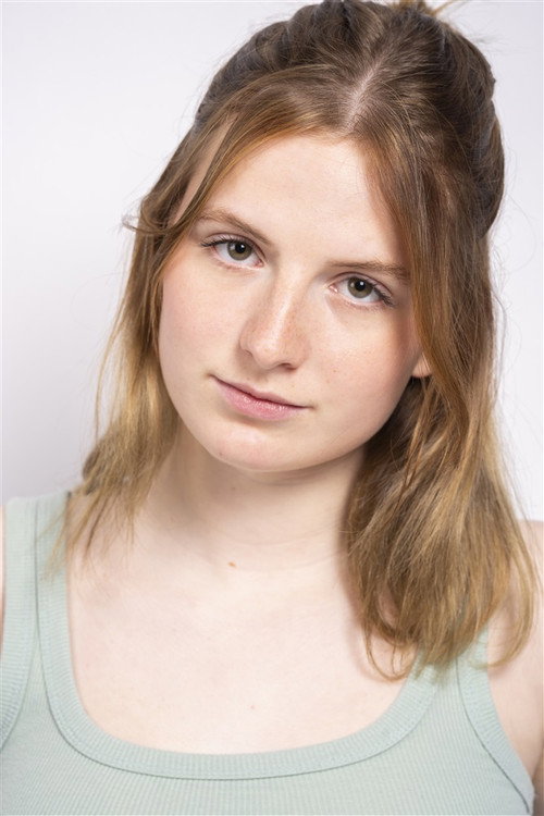 Photo of Chloé Barkoff-Gaillard, Acting