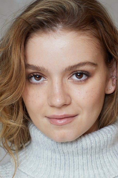 Photo of Bella DeLong, Acting