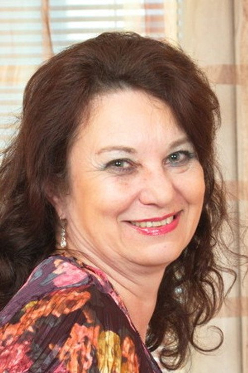Photo of Luzana, Acting