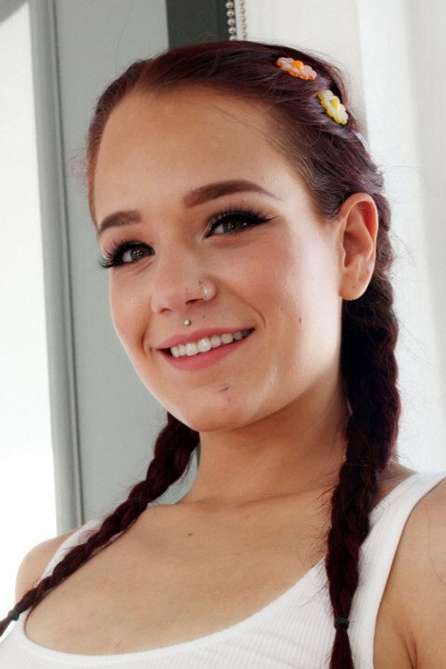 Photo of Daisy Love, Acting