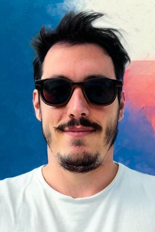 Photo of Henrique Siqueira, Directing
