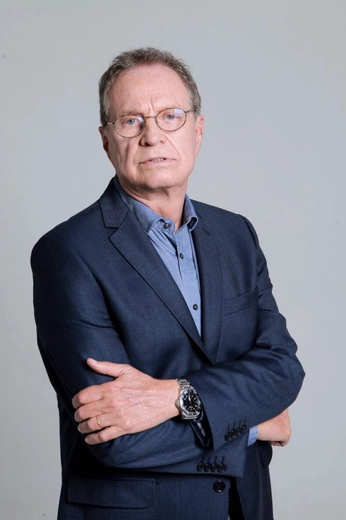 Photo of Hermano Henning, Acting
