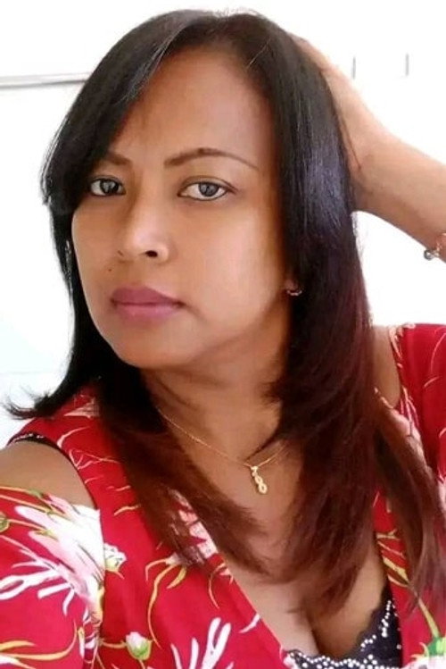 Photo of Nadia Benjamina Robinarimalala, Acting