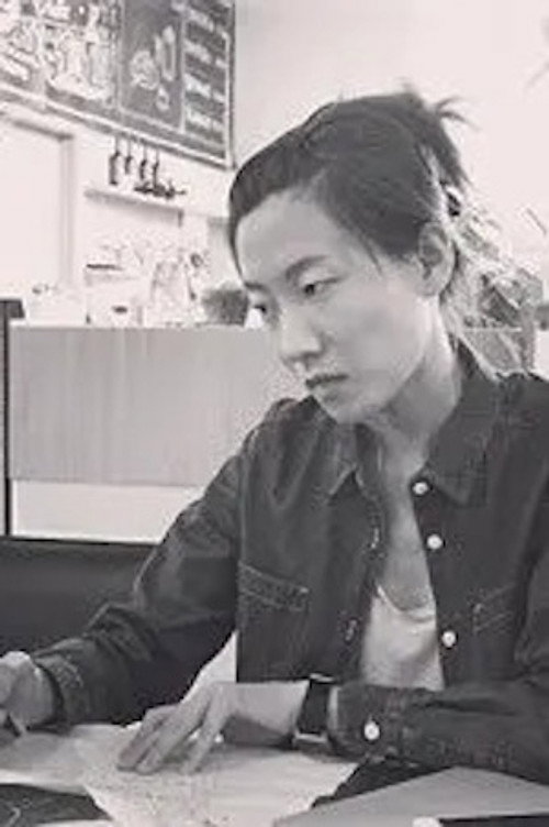 Photo of Qiu Yujie, Writing