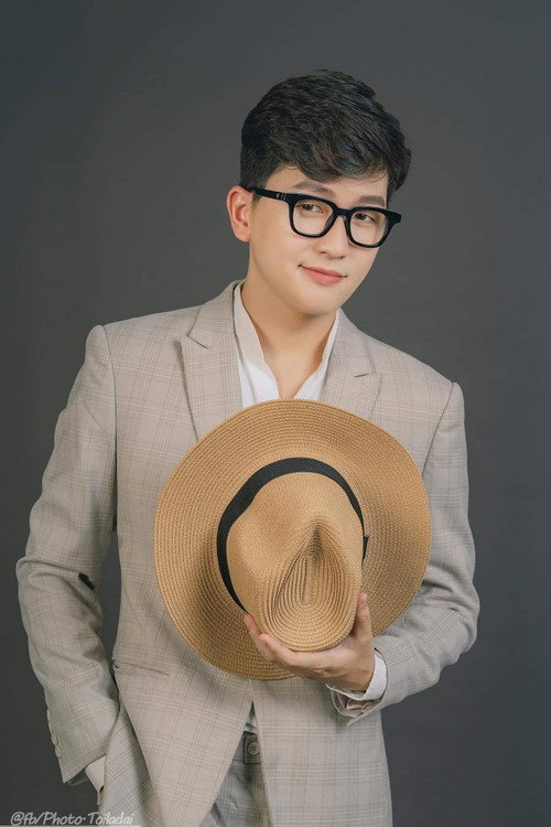 Nguyễn Vũ Hoàng profile