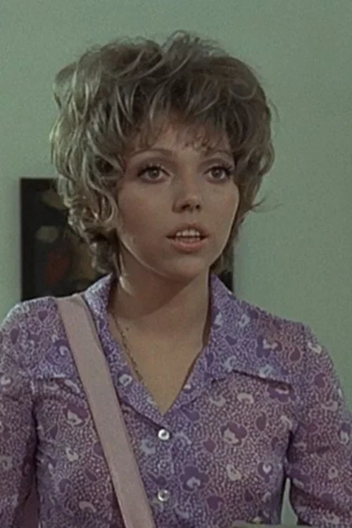 Stella Mooney profile