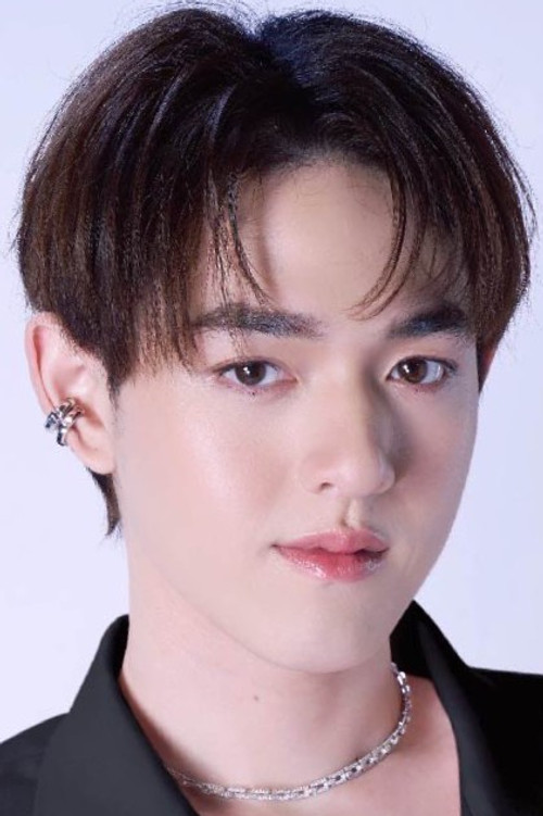 Kad Ploysupa profile