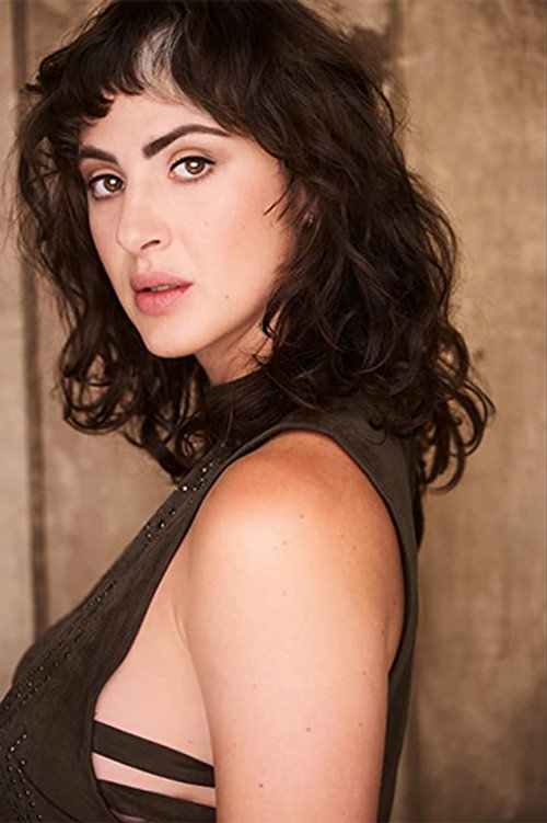 Photo of Isabela Valotti, Acting