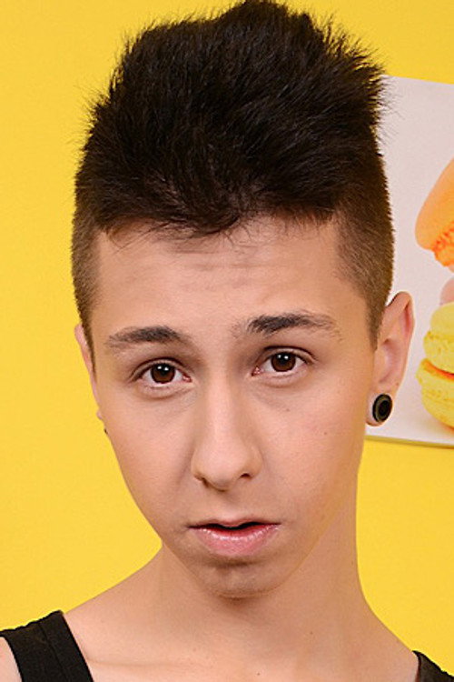 Photo of Chase Evans, Acting