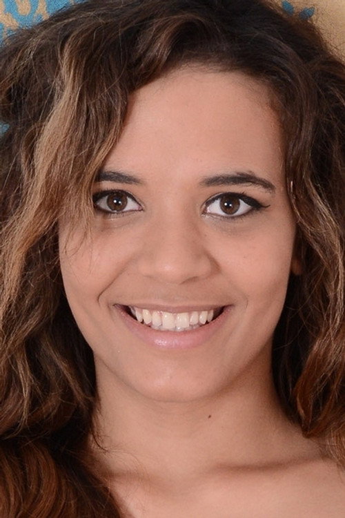 Photo of Eve Ellwood, Acting