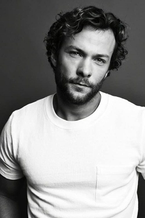 Kyle Schmid profile