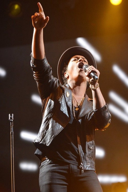Movie poster for Bruno Mars - BBC Radio 1's Big Weekend 2013 Derry-Londonderry (2013)