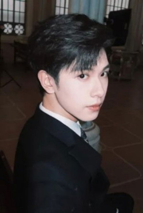 Zhang Zhengyue profile