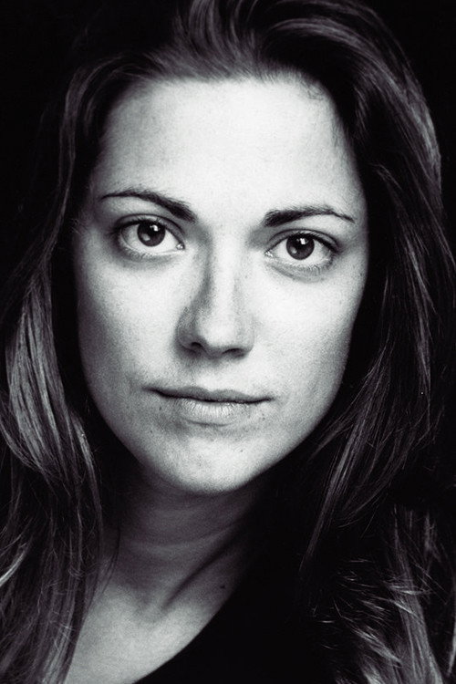 Ruth Everett profile