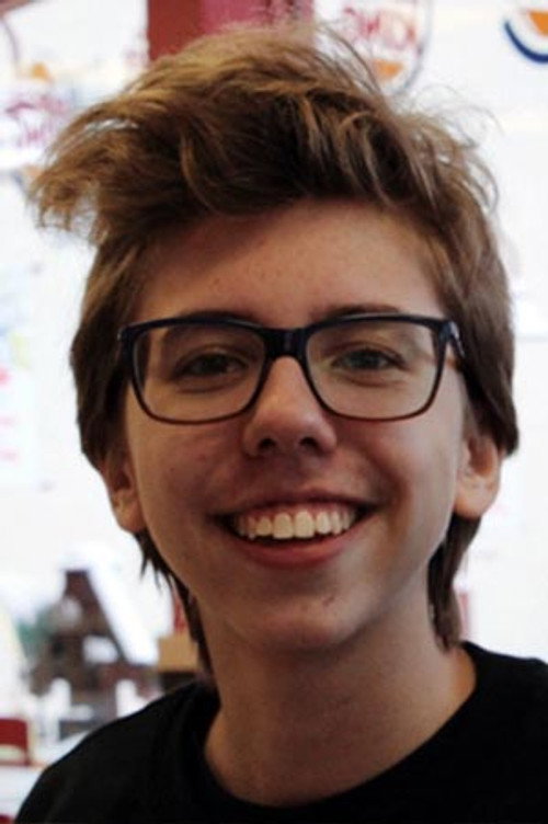 Júlia Zoppas profile