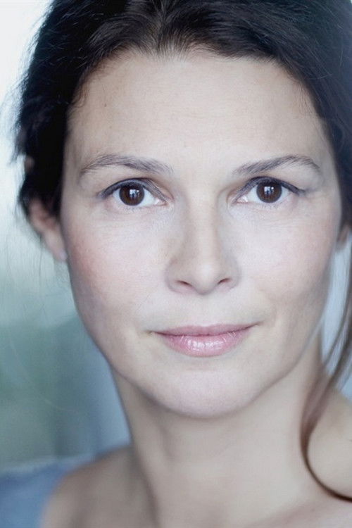 Delphine Forest profile