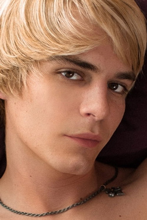 Photo of Kyle Ross, Acting