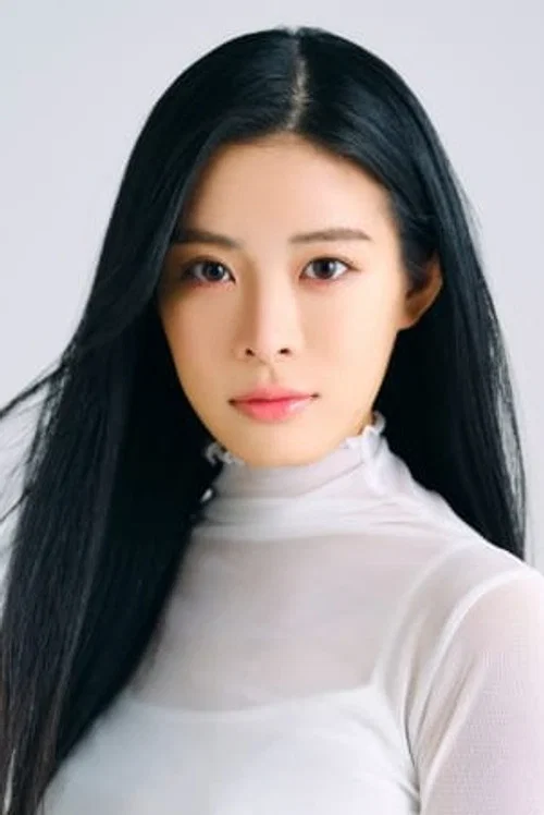 Photo of Shima Izutsu, Acting