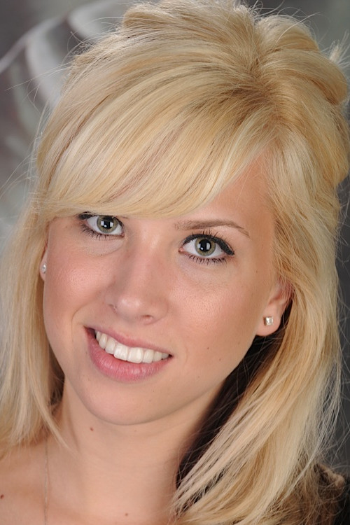 Photo of Lexi Gray, Acting