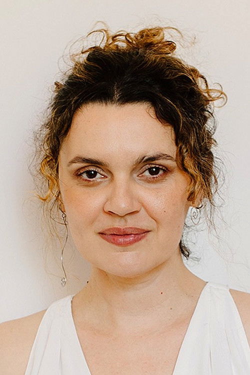 Ana Luiza Rios profile