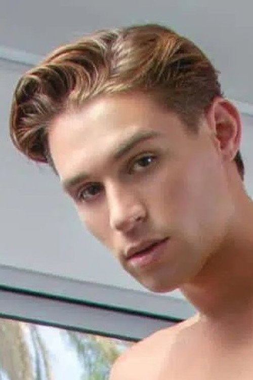Photo of Shae Reynolds, Acting
