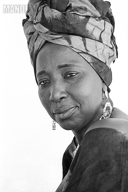 Photo of Isseu Niang, Acting