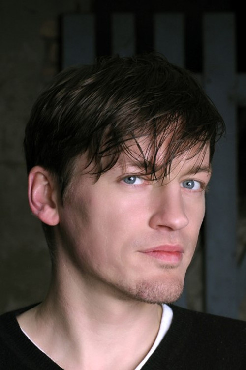 Fitz van Thom profile