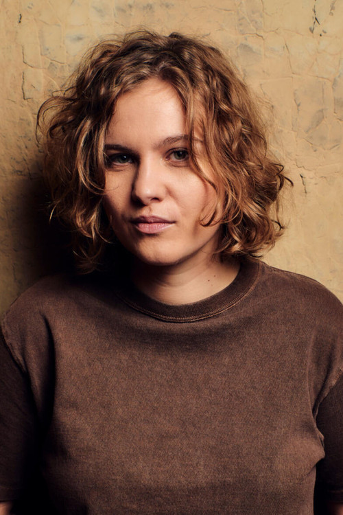 Photo of Emma Peters, Acting