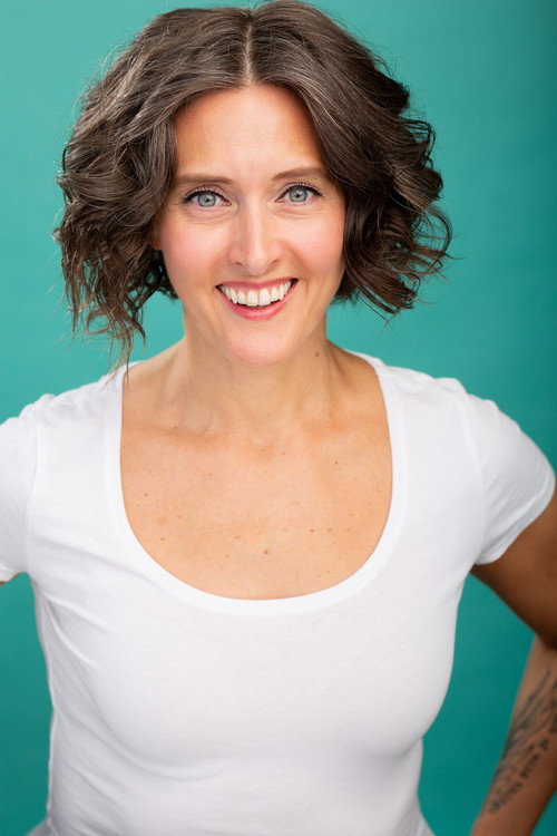 Photo of Mandi Elkins Hutchins, Acting