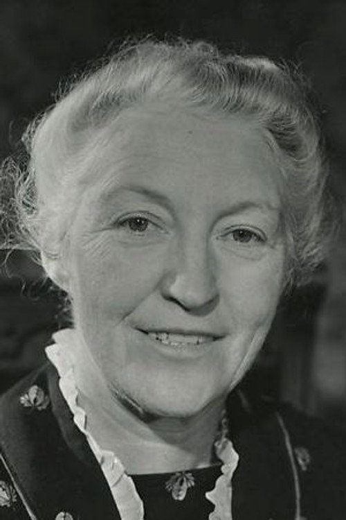 Photo of Alma Olander Dam Willumsen, Acting
