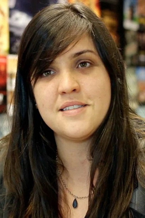 Photo of Mirna Nogueira, Writing
