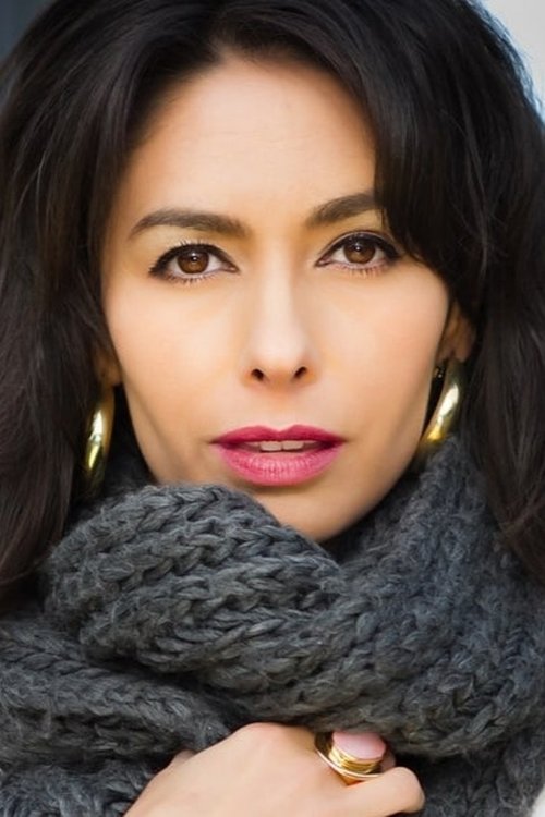 Carmen Moore profile