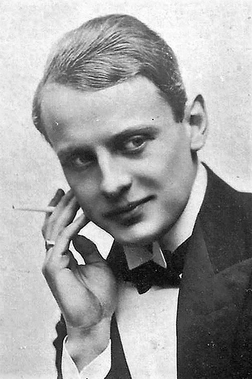 Photo of Henri Peters-Arnolds, Acting