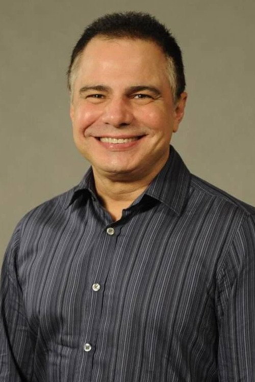 Photo of Ricardo Linhares, Creator