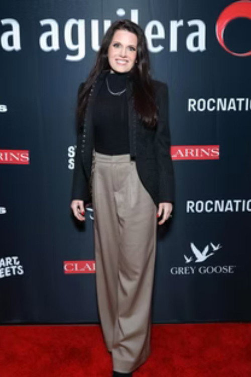 Photo of Heather Holley, Acting
