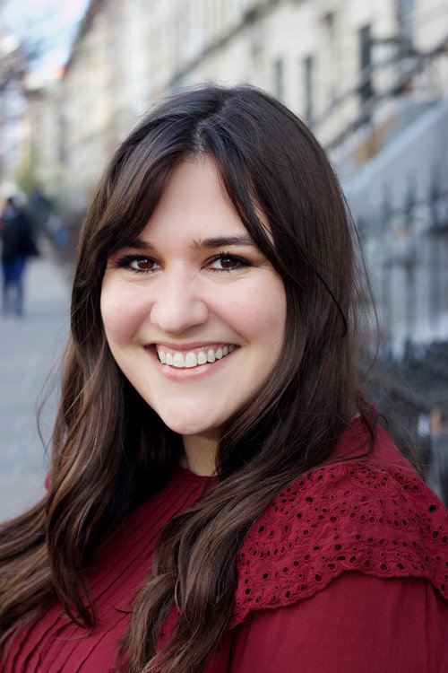 Photo of Kat Lindsay, Acting