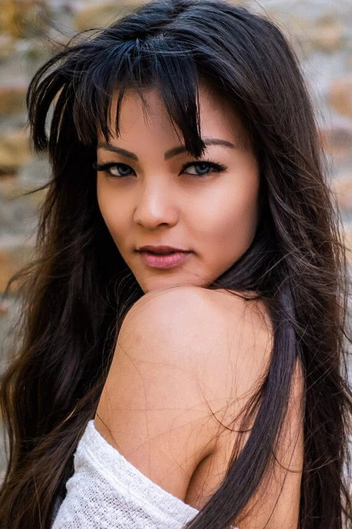 Photo of Jenny Umbhau, Acting