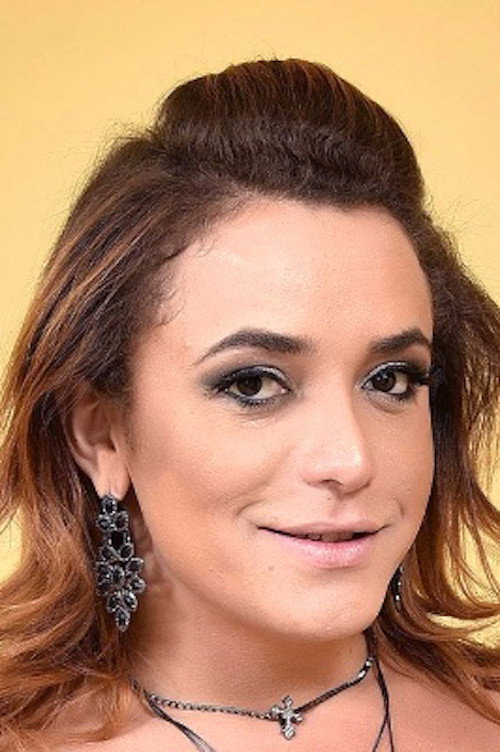 Photo of Yasmin DeCastro, Acting