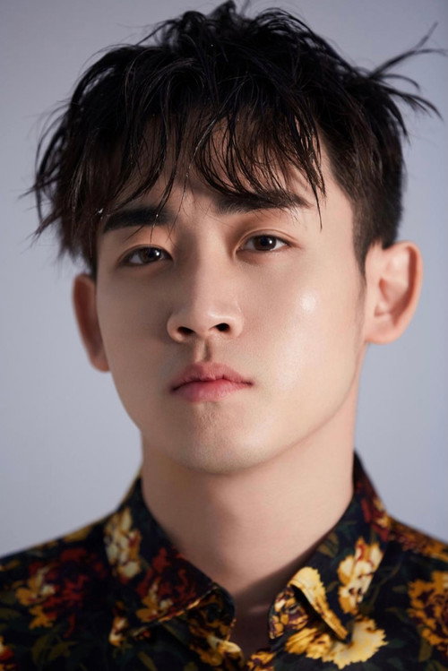 Photo of Liu Weilong, Acting