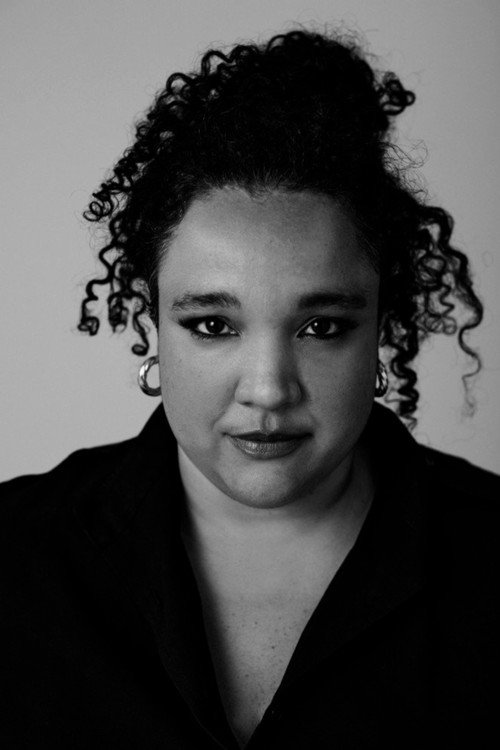 Photo of Juliana Vicente, Writing