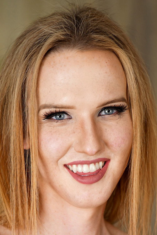 Photo of Kayleigh Coxx, Acting