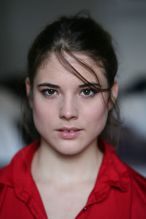 Photo of Laure Roldan, Acting