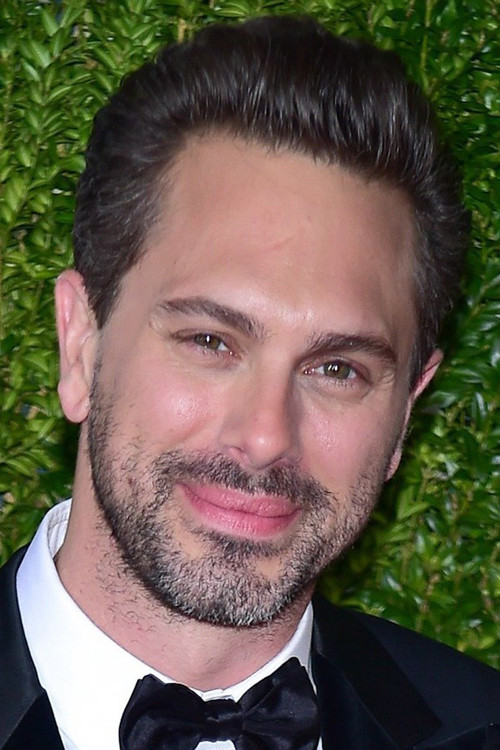 Thomas Sadoski profile